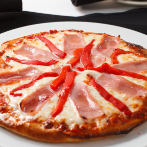 Pizza Jamon Morrones